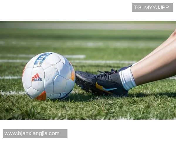 足球明星壁纸图片精选让你随时感受球场激情与偶像魅力的视觉盛宴